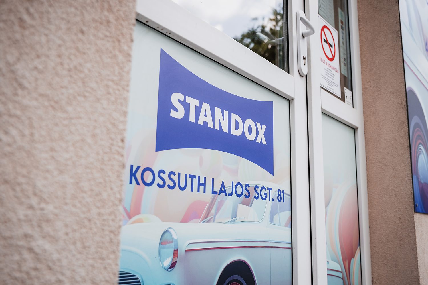 Autófestékbolt Szeged cégtábla – Kossuth Lajos sgt. 81.
